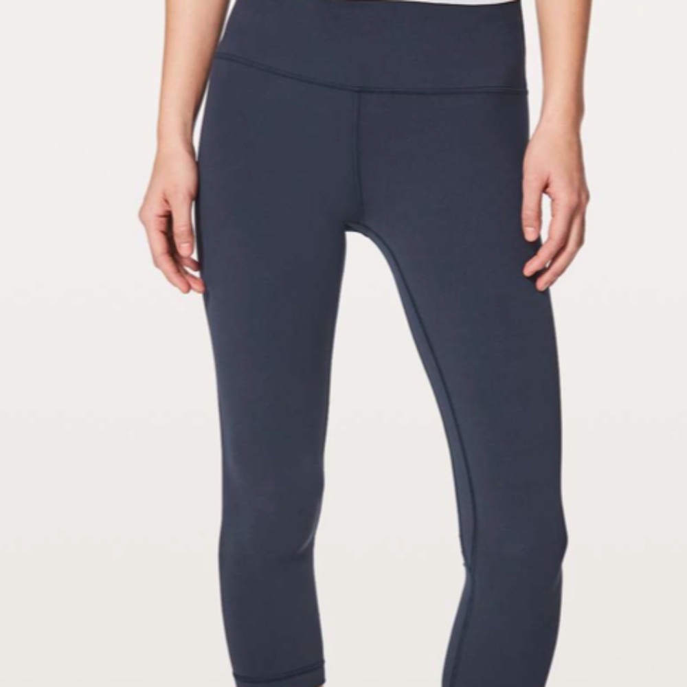 Lululemon Align Crop *21" True Navy (First Release) Size 6